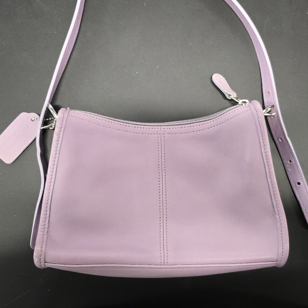 Vintage Coach Lavender Small Zip